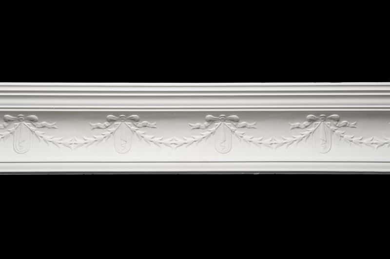 CCO-32 Shield Swag Cornice