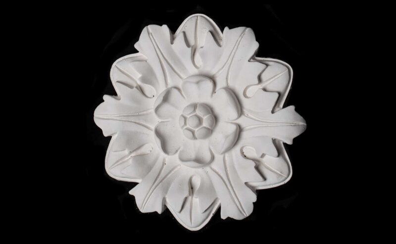 RCH-106 / RC55 Holly and Berries Ceiling Rose