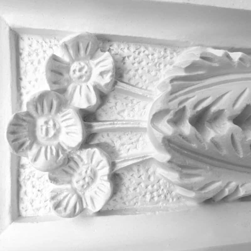K30B Clover Leaf Three Flower Keystone - Image 3