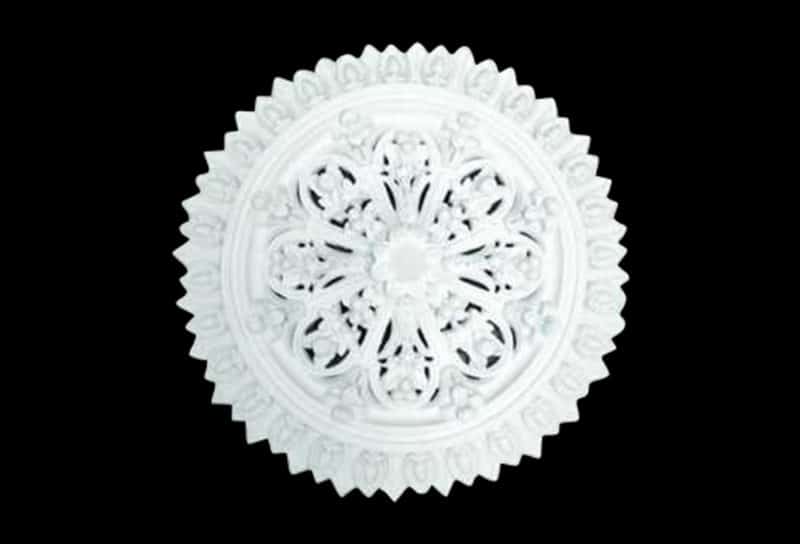 R109S Berry Ceiling Rose Solid