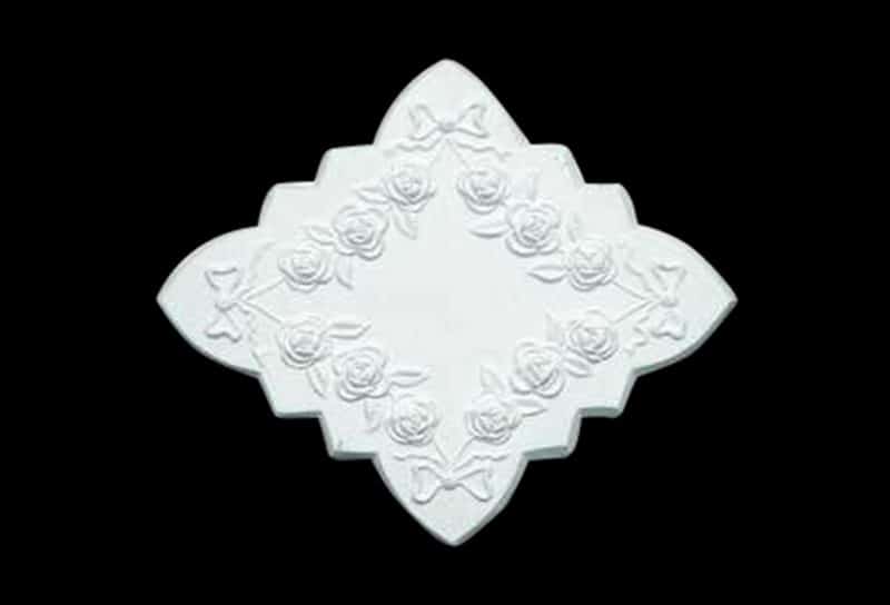 R447S Rose Bloom Diamond Ceiling Rose