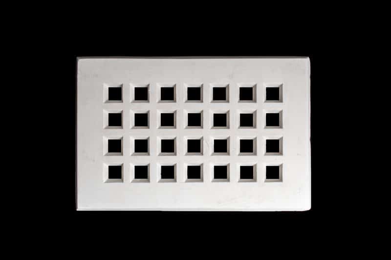 V07 28 Square Hole Wall Vent