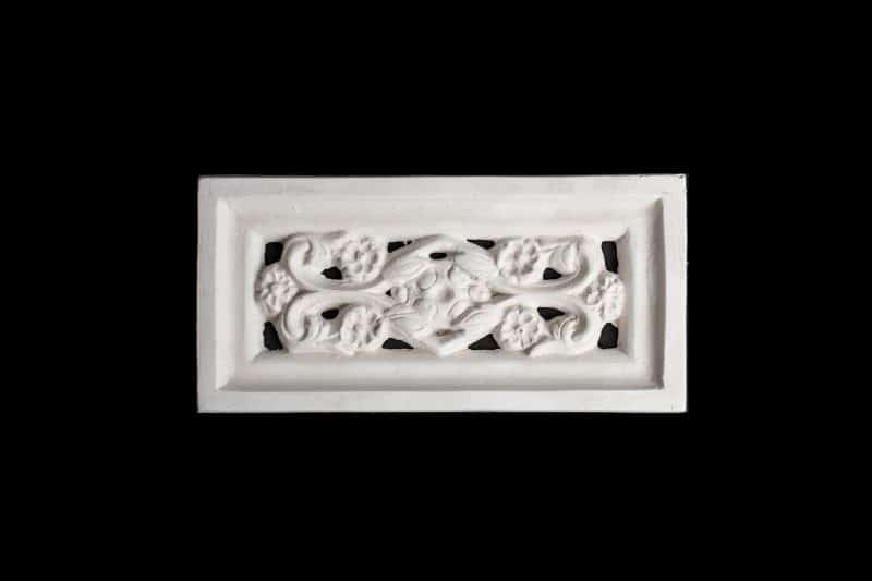 V87 Slim Ornate Wall Vent