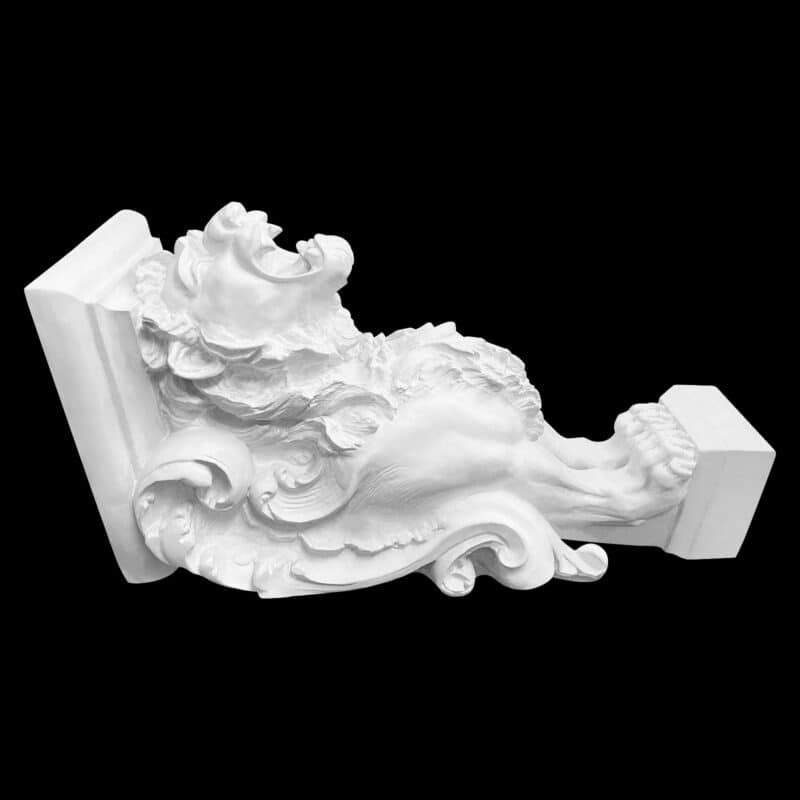 T116 Roaring Full Body Lion Truss with Cap - Image 3