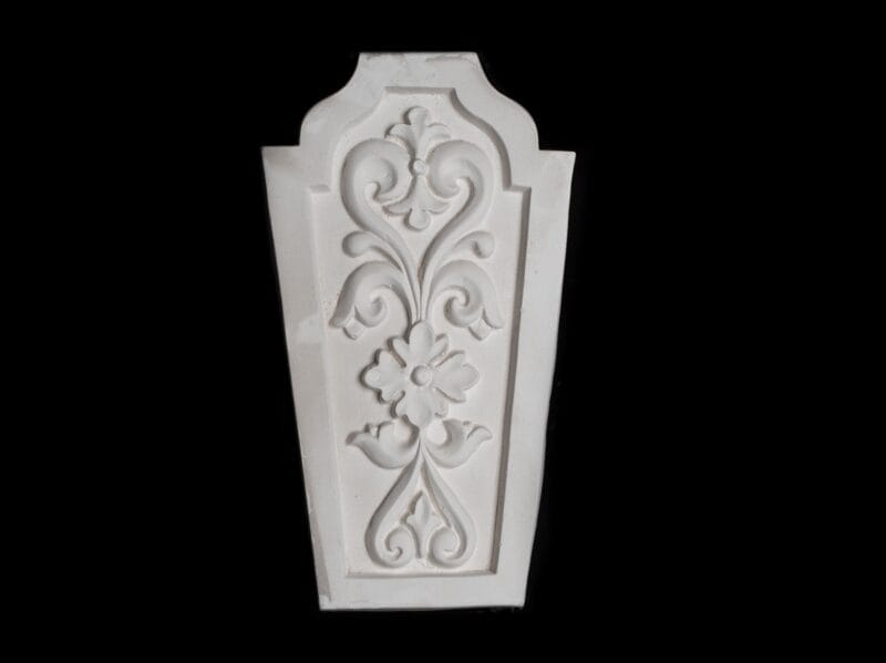 K35 Art Nouveau Keystone