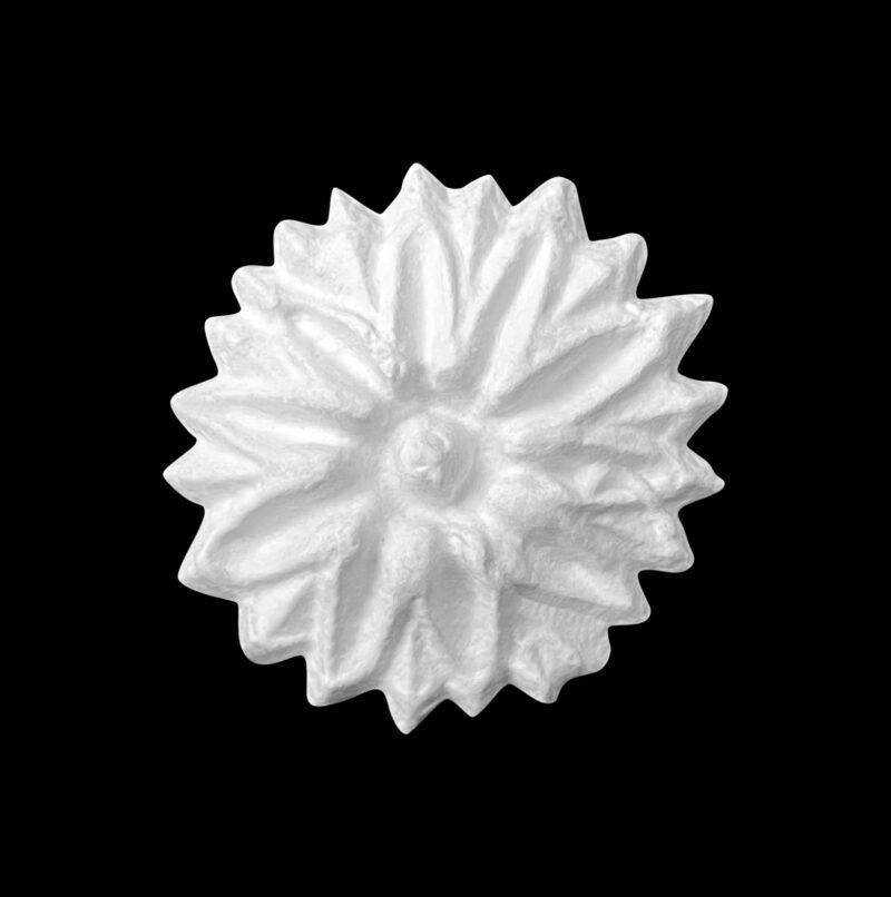 F04 Daniella Flower