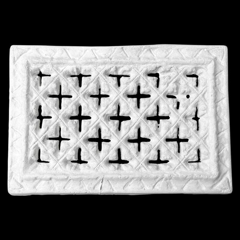 V106 TW Inghams Gothic Cross Wall Vent