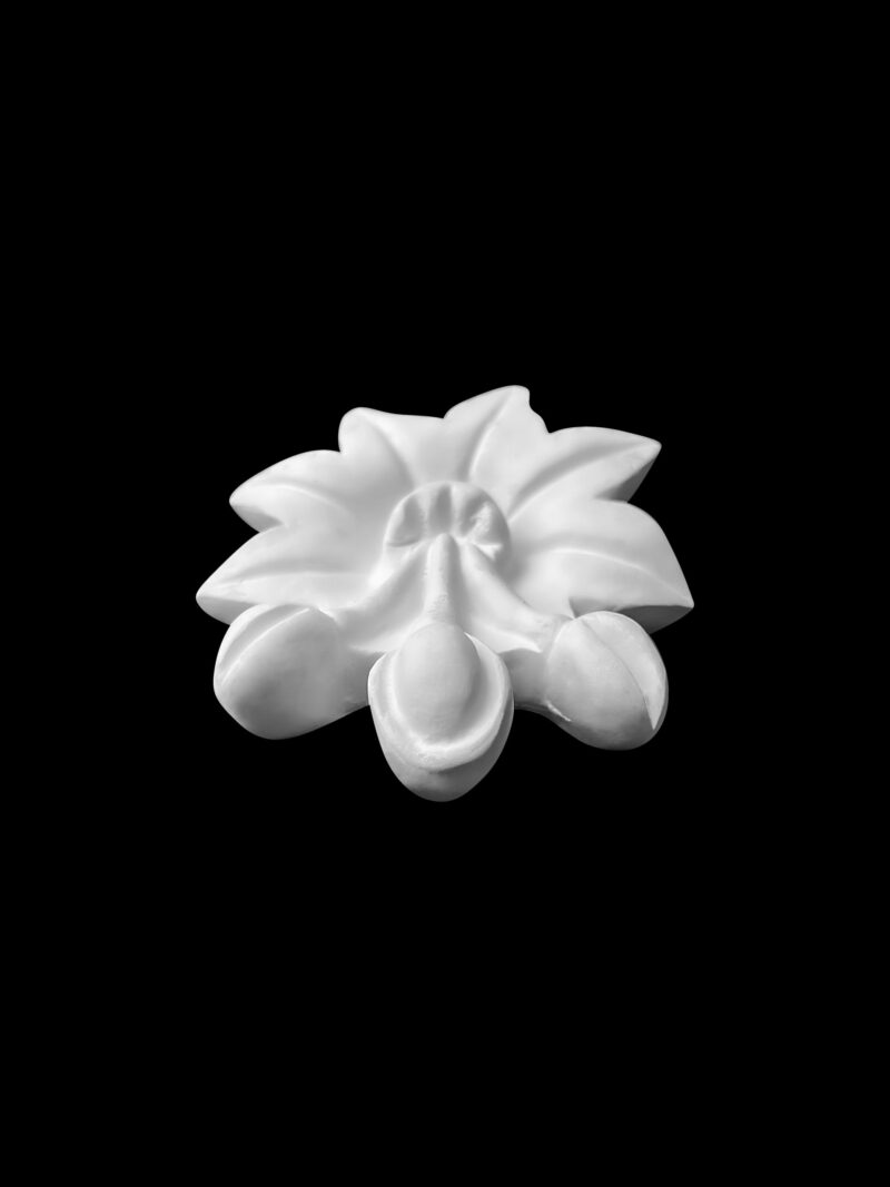 F35 Tiger Lily Flower - Image 2